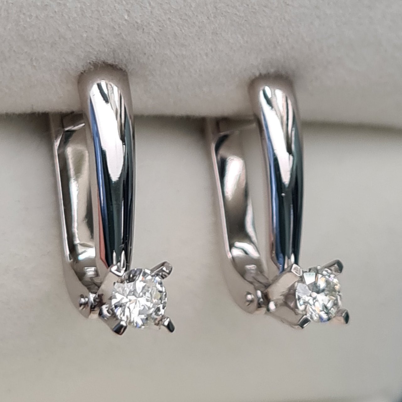 Серьги Deimantas 99849068 3,29гр 0,25ct. купить,NaN