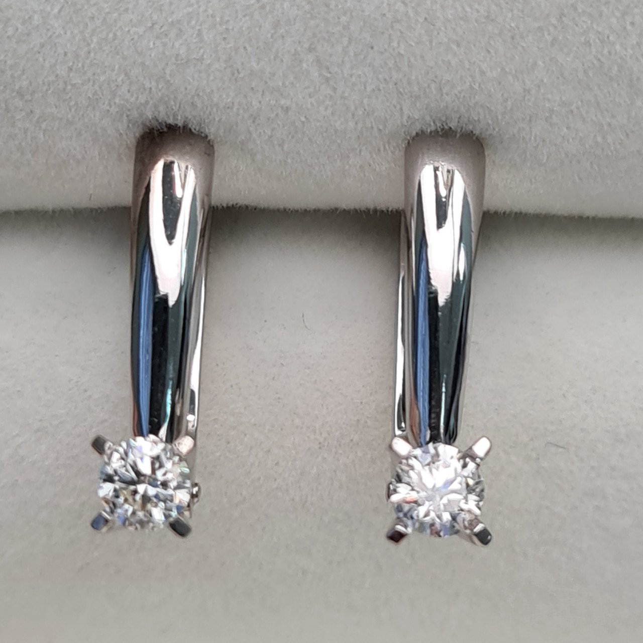 Серьги Deimantas 99849064 3,33гр 0,24ct. купить,NaN