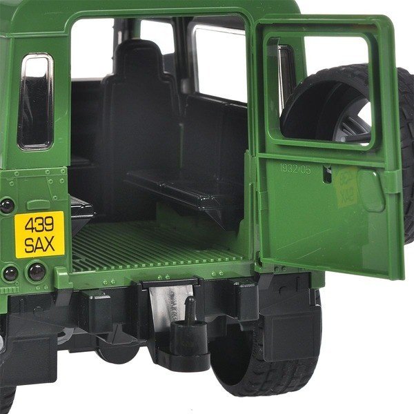 Внедорожник Bruder Внедорожник Land Rover Defender c приц.-платф, гусен.мини экск-м 8010 CTS мультиколор купить,NaN