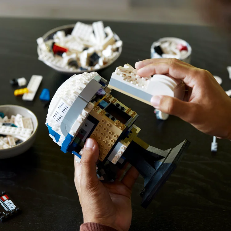 Конструктор LEGO Шлем капитана Рекса 75349