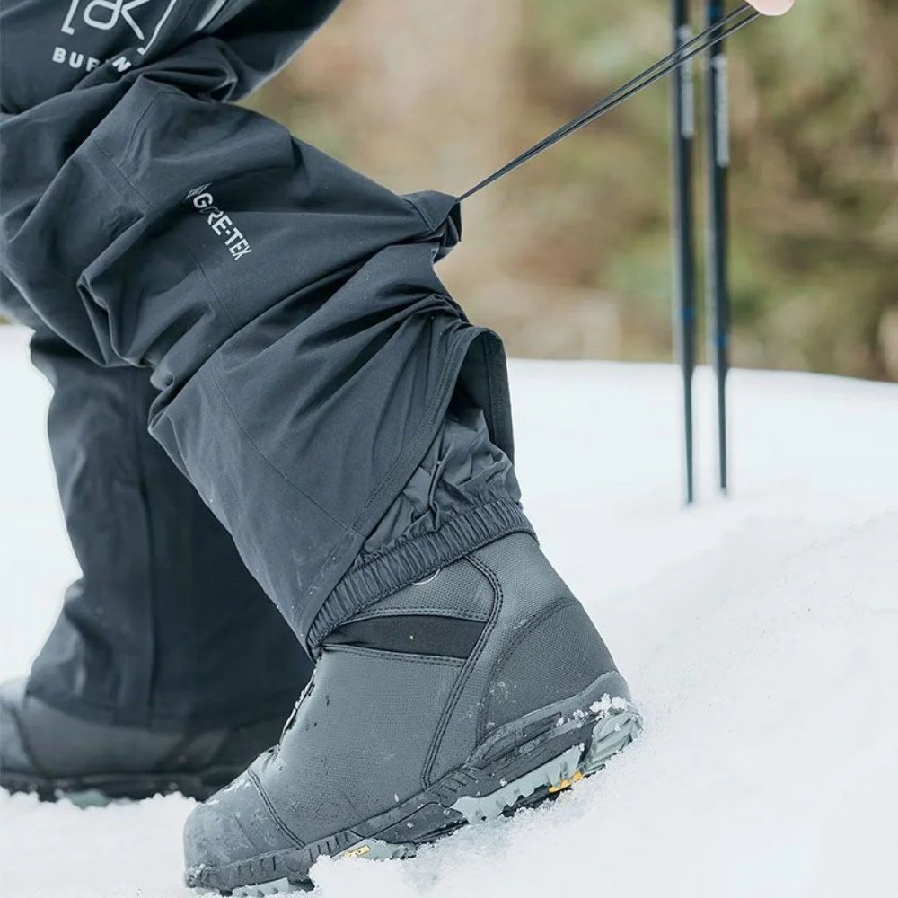 Горнолыжные брюки BURTON на ремне черный 52 - ForteMarket Горнолыжные брюки BURTON на ремне черный 52 купить,259900