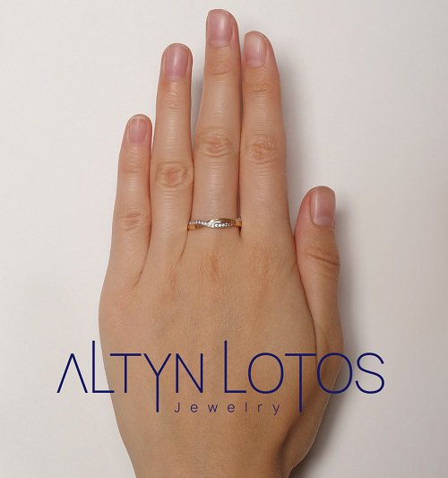 Кольцо Кристалл NJ427 19р 2,86гр. купить,NaN