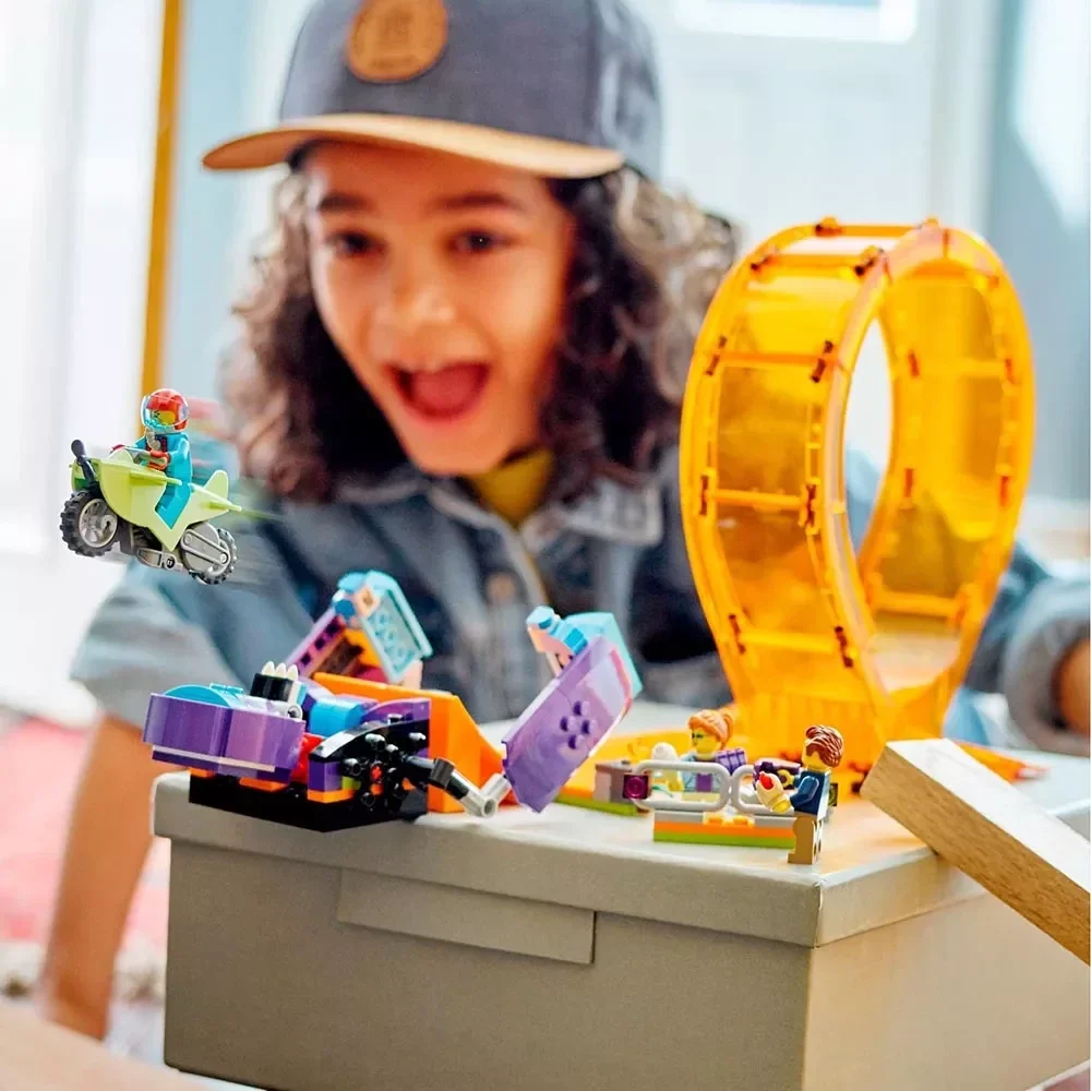 Конструктор LEGO City Stuntz Каскадерская петля «Удар Шимпанзе» 60338  купить,0