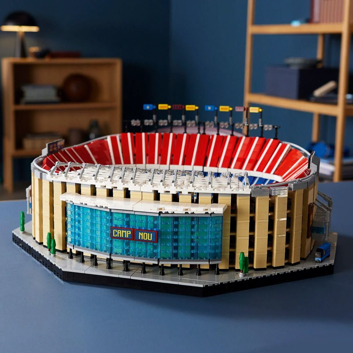 Конструктор LEGO Camp Nou – FC Barcelona Icons 10284 купить,NaN