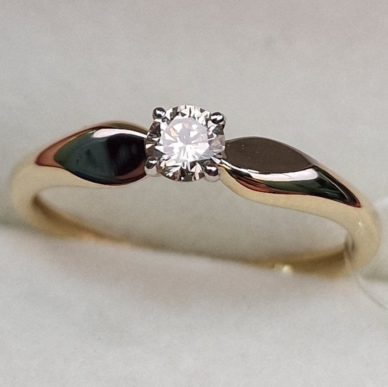 Кольцо Deimantas 99901256 16,5р 1гр 0,188ct. купить,NaN