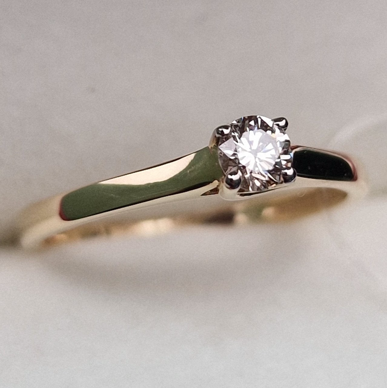 Кольцо Deimantas 99902982 16,5р 1,32гр 0,175ct. купить,NaN