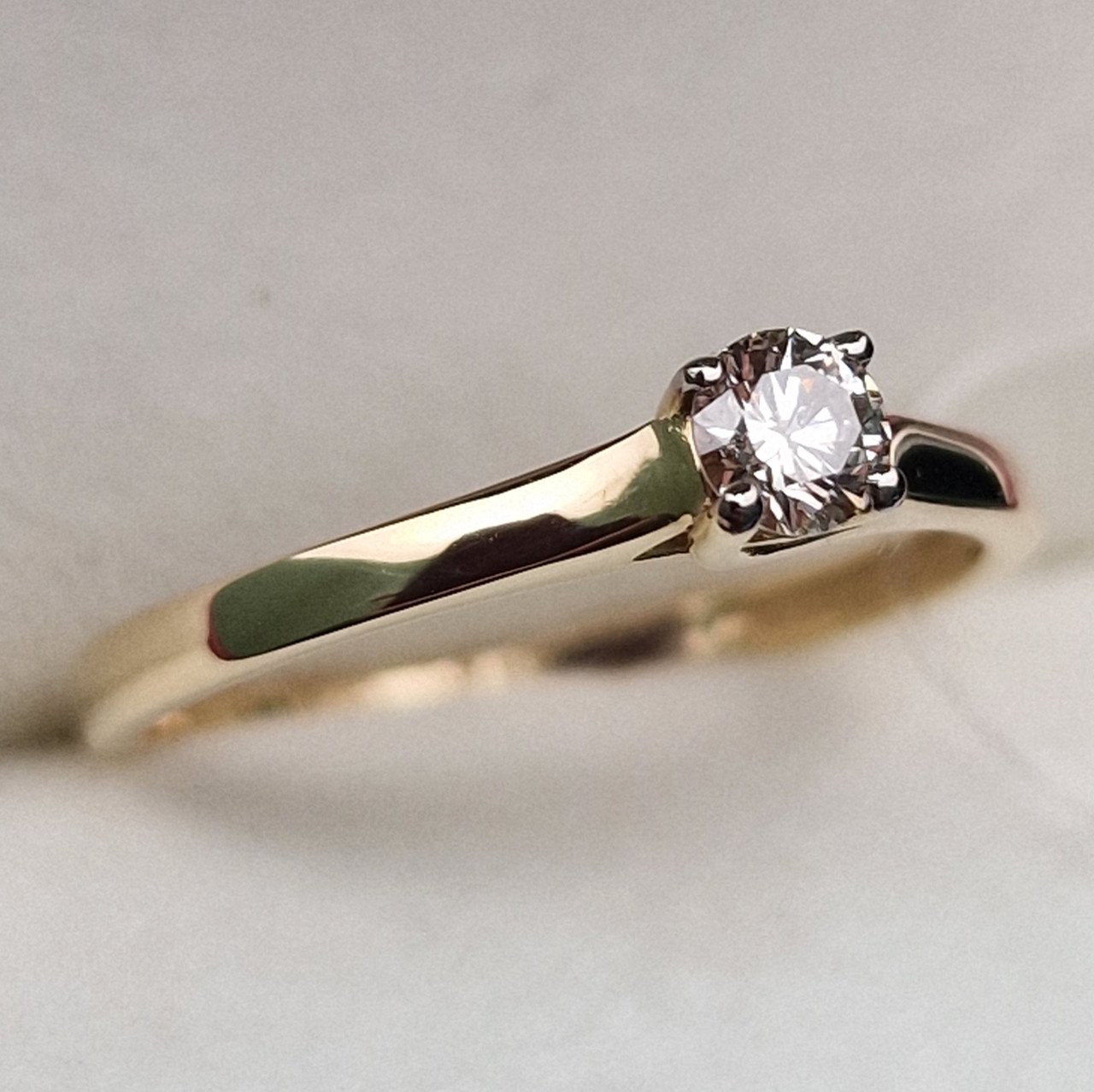 Кольцо Deimantas 99902982 16,5р 1,32гр 0,175ct. купить,NaN