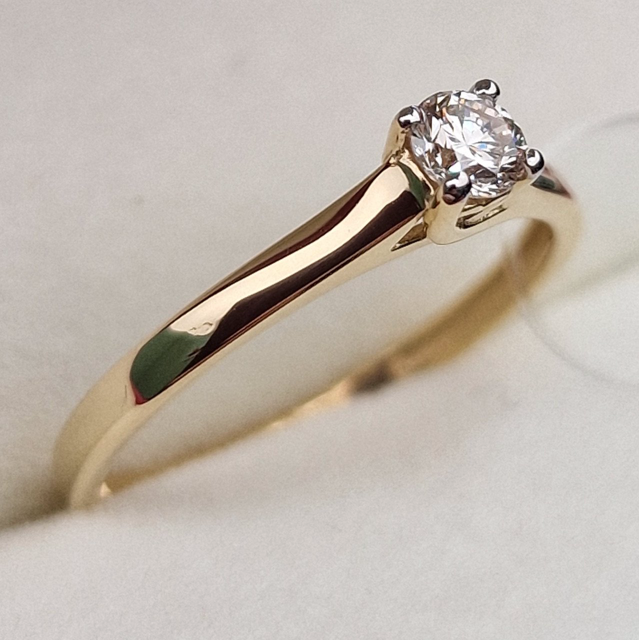 Кольцо Deimantas 99901226 16,5р 1,33гр 0,19ct. купить,NaN