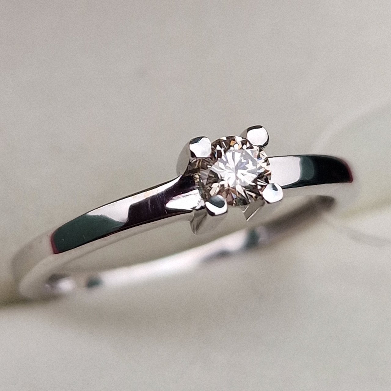 Кольцо Deimantas 99905063 16,5р 1,71гр 0,171ct. купить,NaN