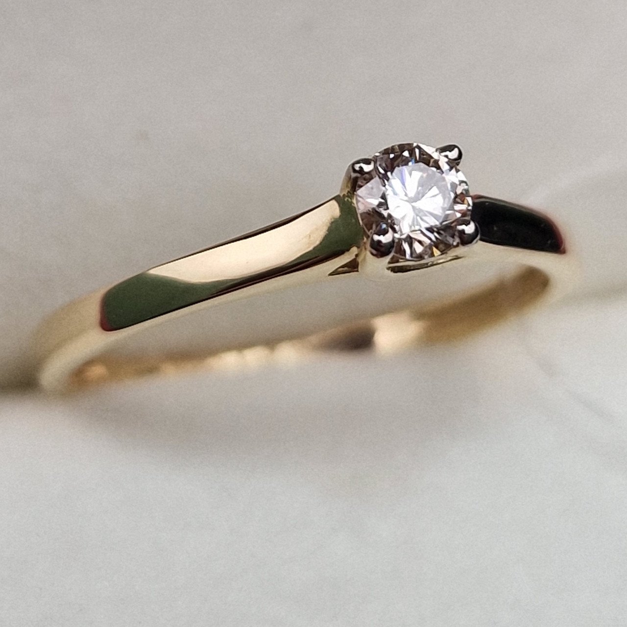 Кольцо Deimantas 99902982 16,5р 1,32гр 0,175ct. купить,NaN