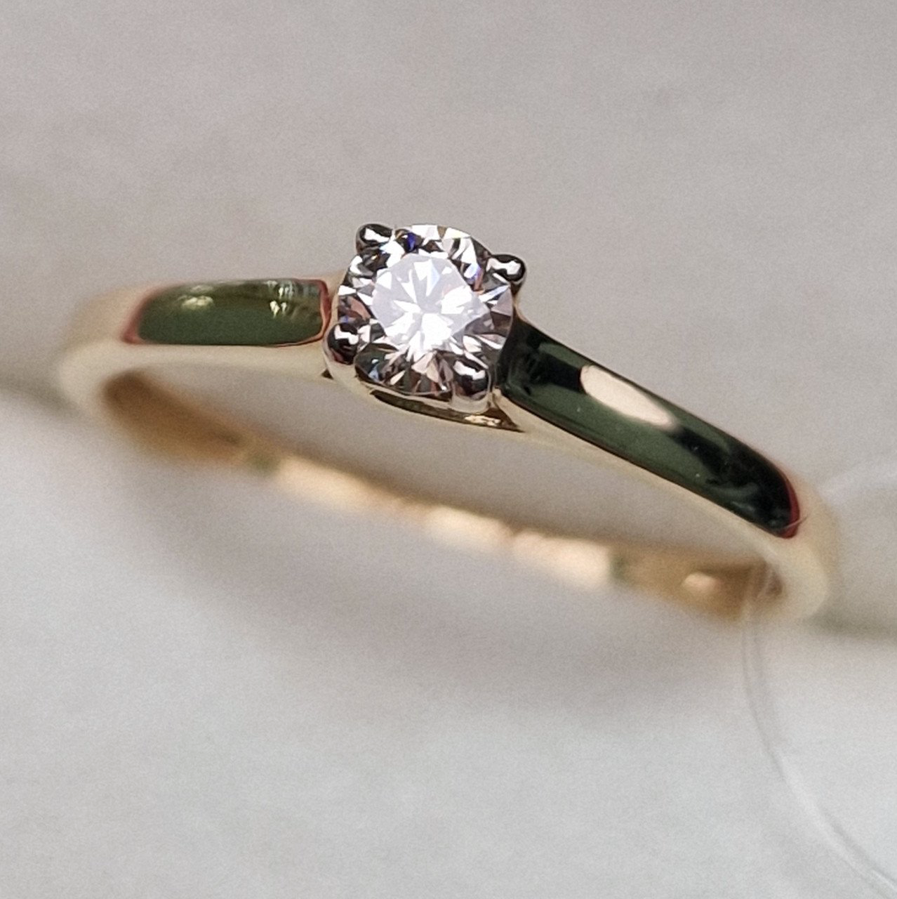 Кольцо Deimantas 99902982 16,5р 1,32гр 0,175ct. купить,NaN