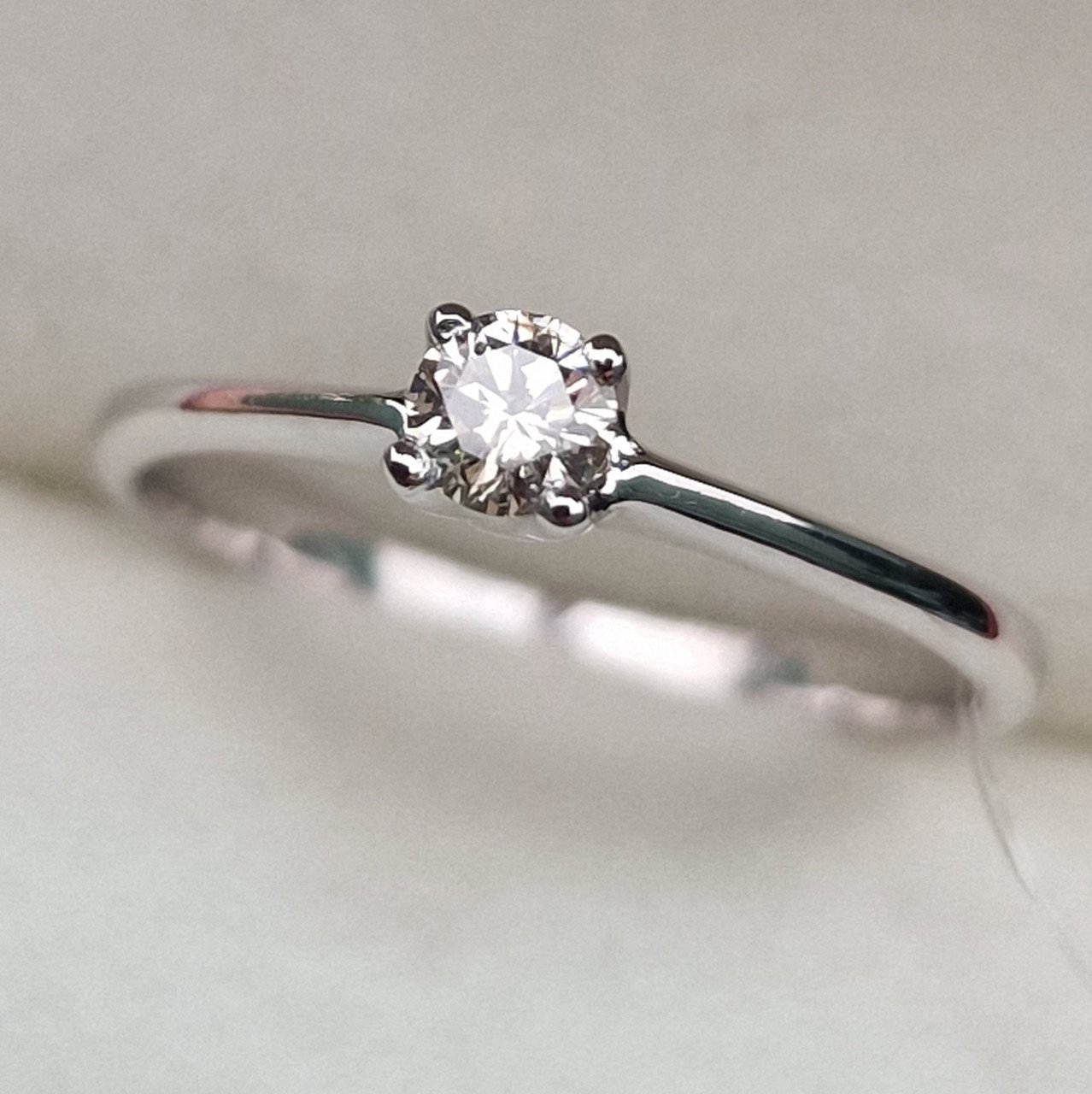Кольцо Deimantas 99905074 17р 1,78гр 0,174ct. купить,NaN