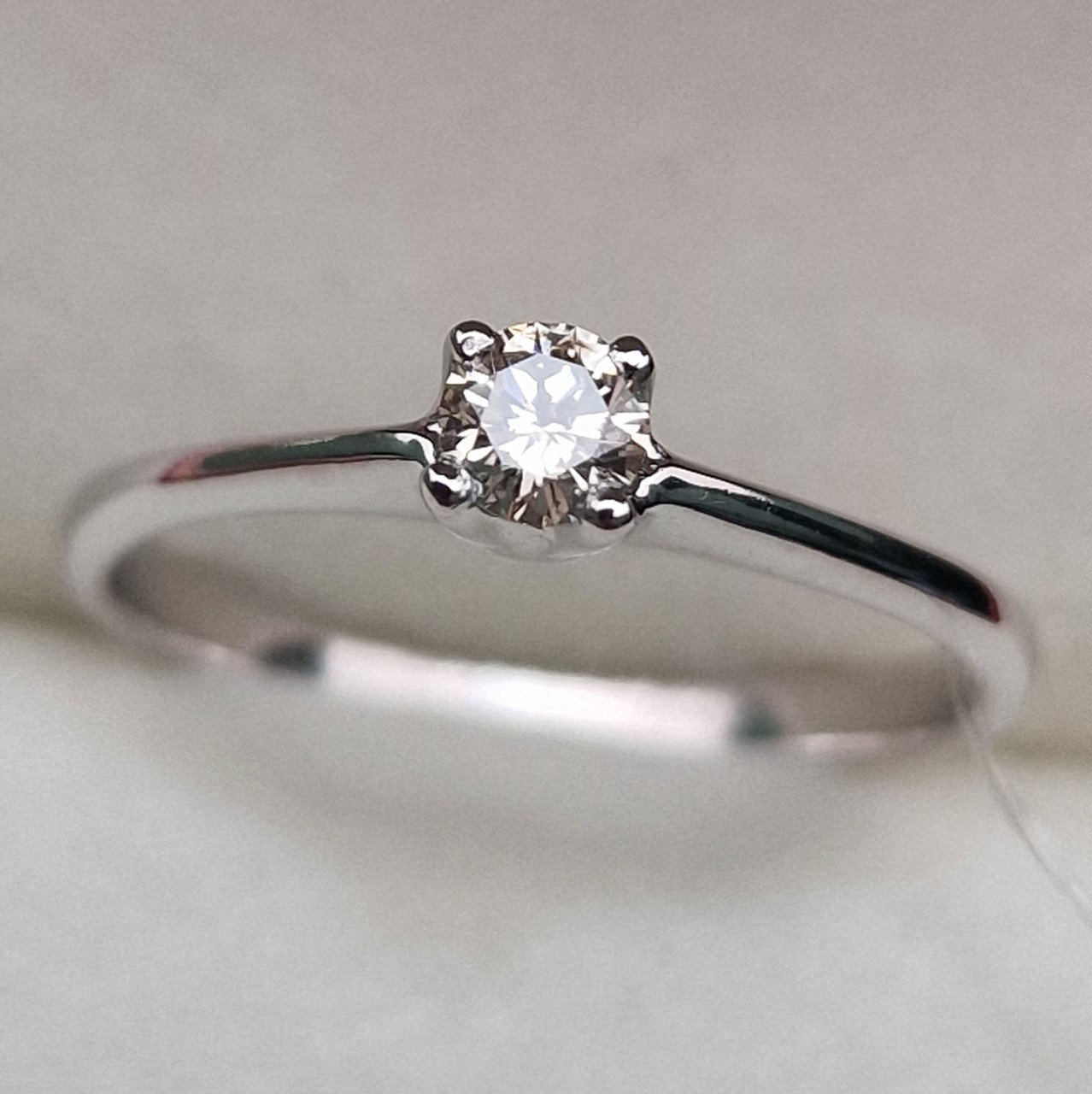 Кольцо Deimantas 99905074 17р 1,78гр 0,174ct. купить,NaN