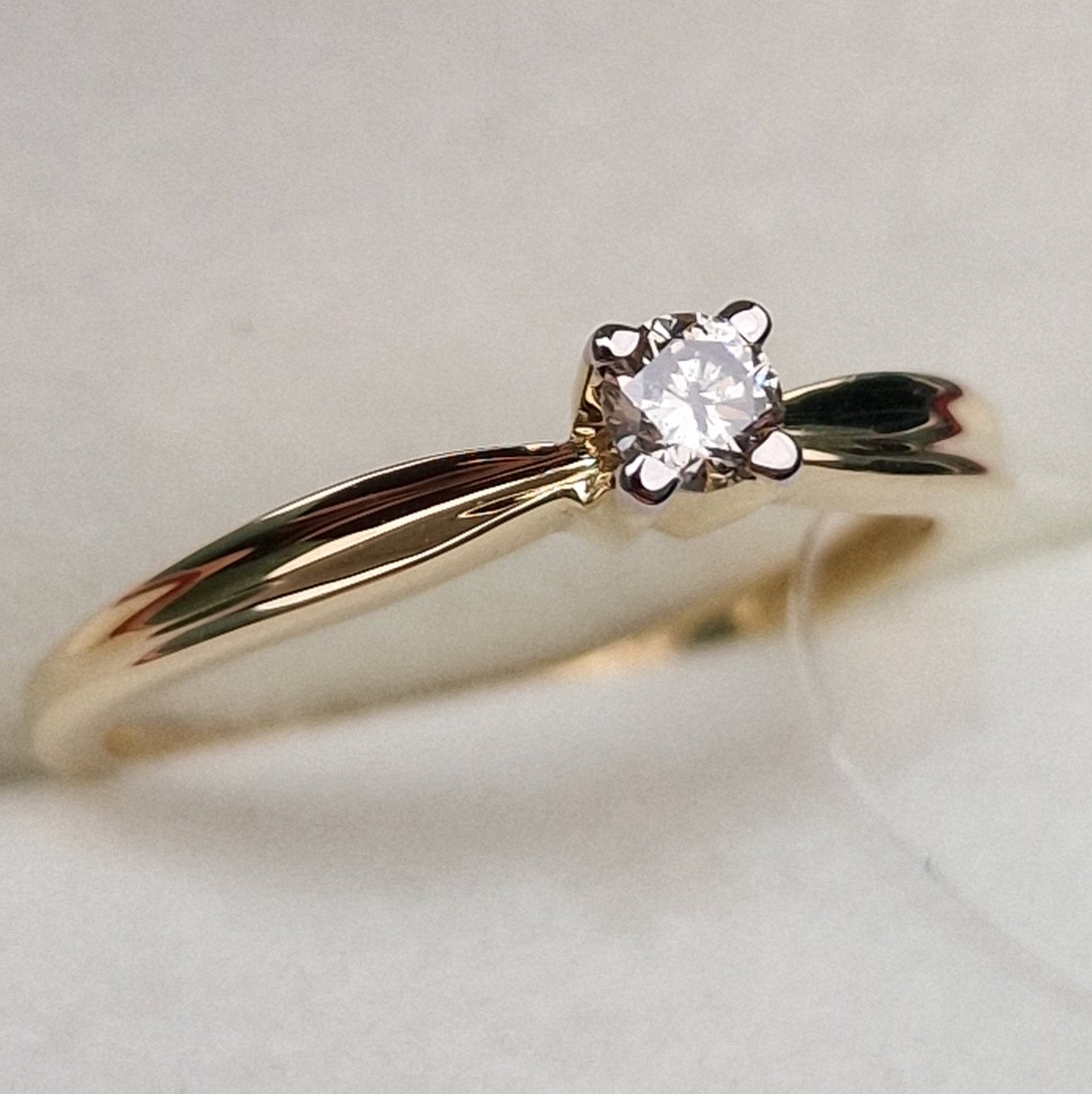 Кольцо Deimantas 99905092 17,5р 1,69гр 0,15ct. купить,NaN
