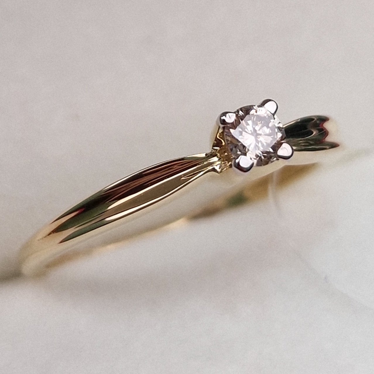 Кольцо Deimantas 99905092 17,5р 1,69гр 0,15ct. купить,NaN