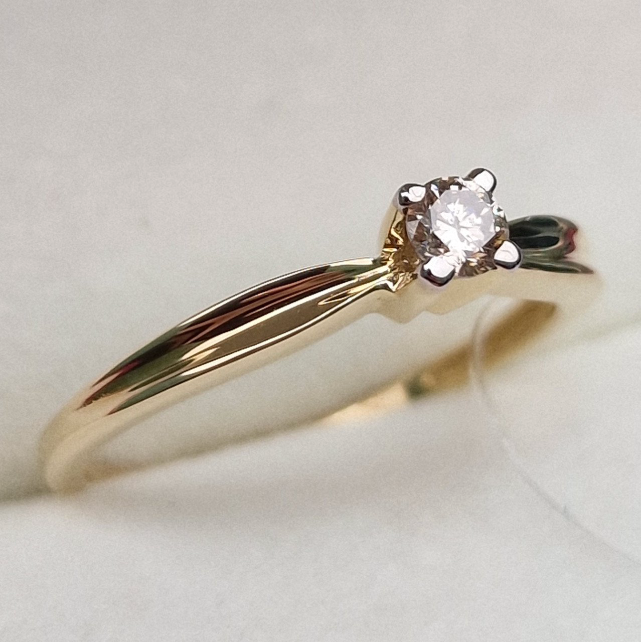 Кольцо Deimantas 99905092 17,5р 1,69гр 0,15ct. купить,NaN