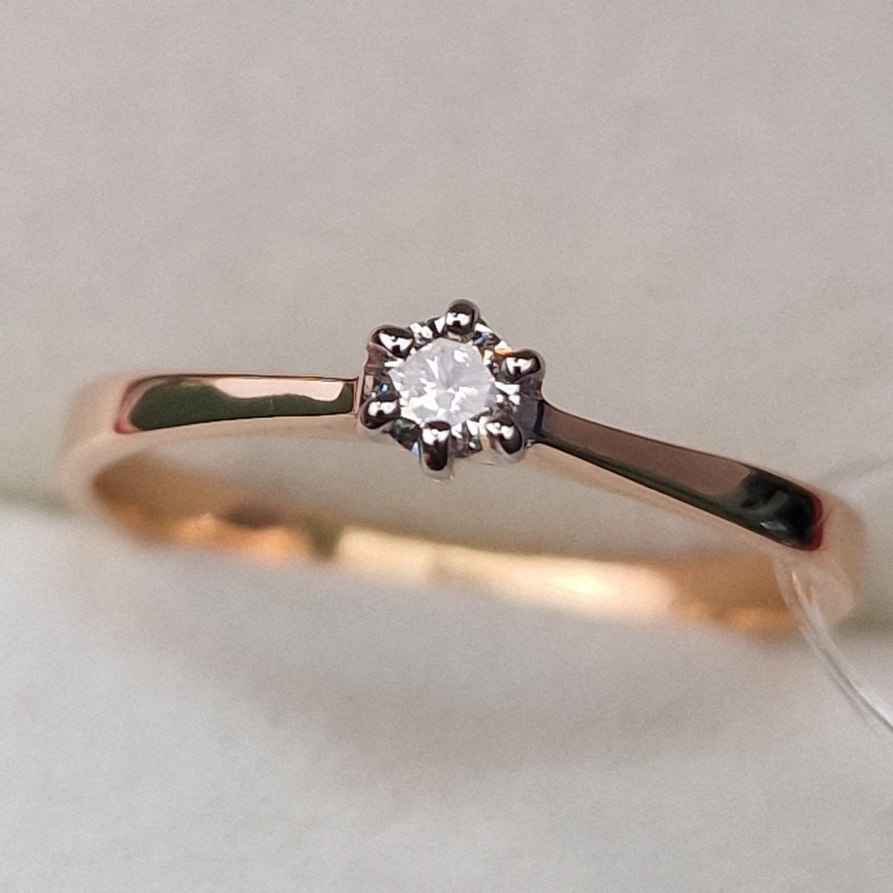 Кольцо Deimantas 99905104 16,5р 1,46гр 0,091ct. купить,NaN