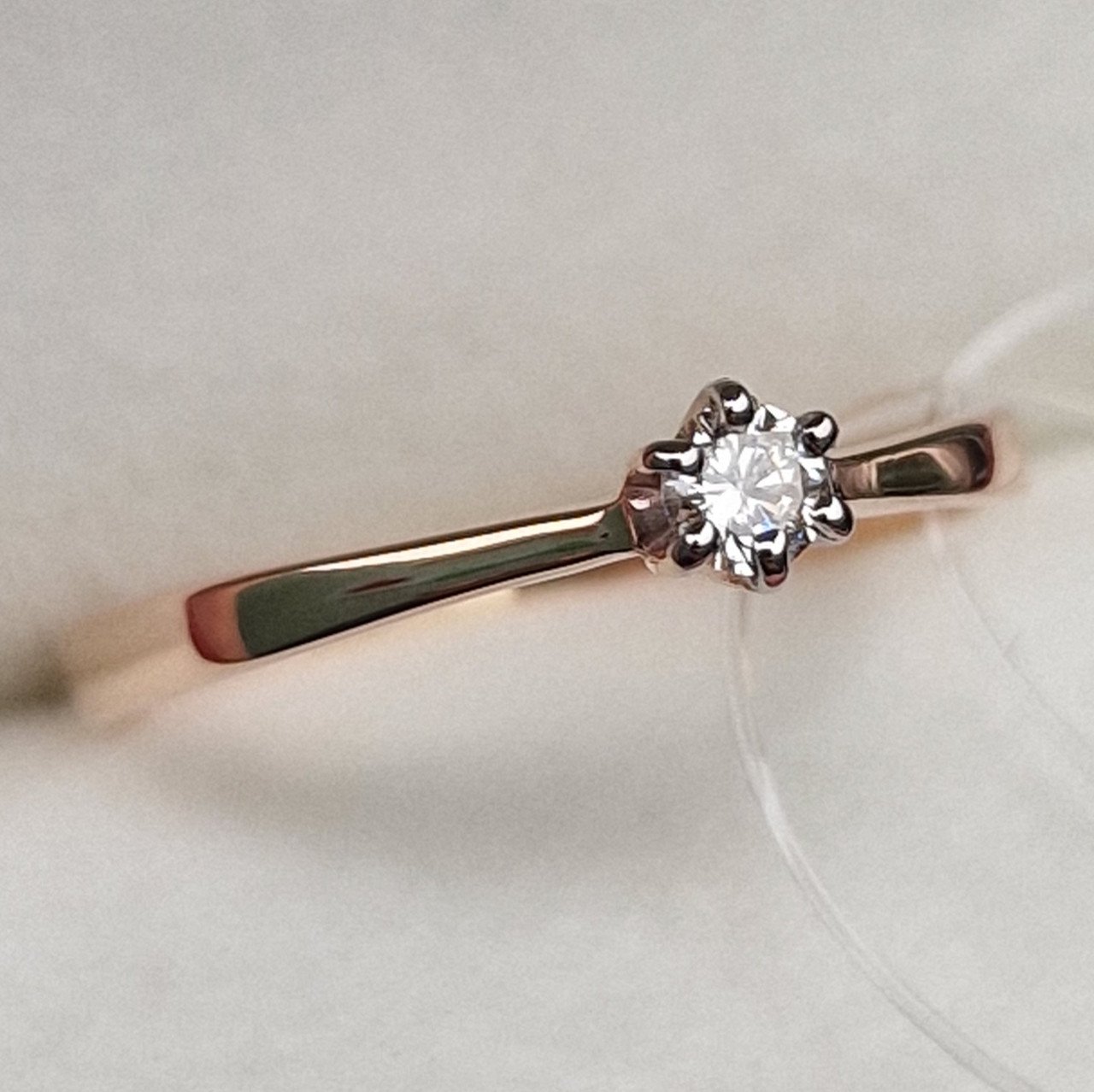 Кольцо Deimantas 99905104 16,5р 1,46гр 0,091ct. купить,NaN