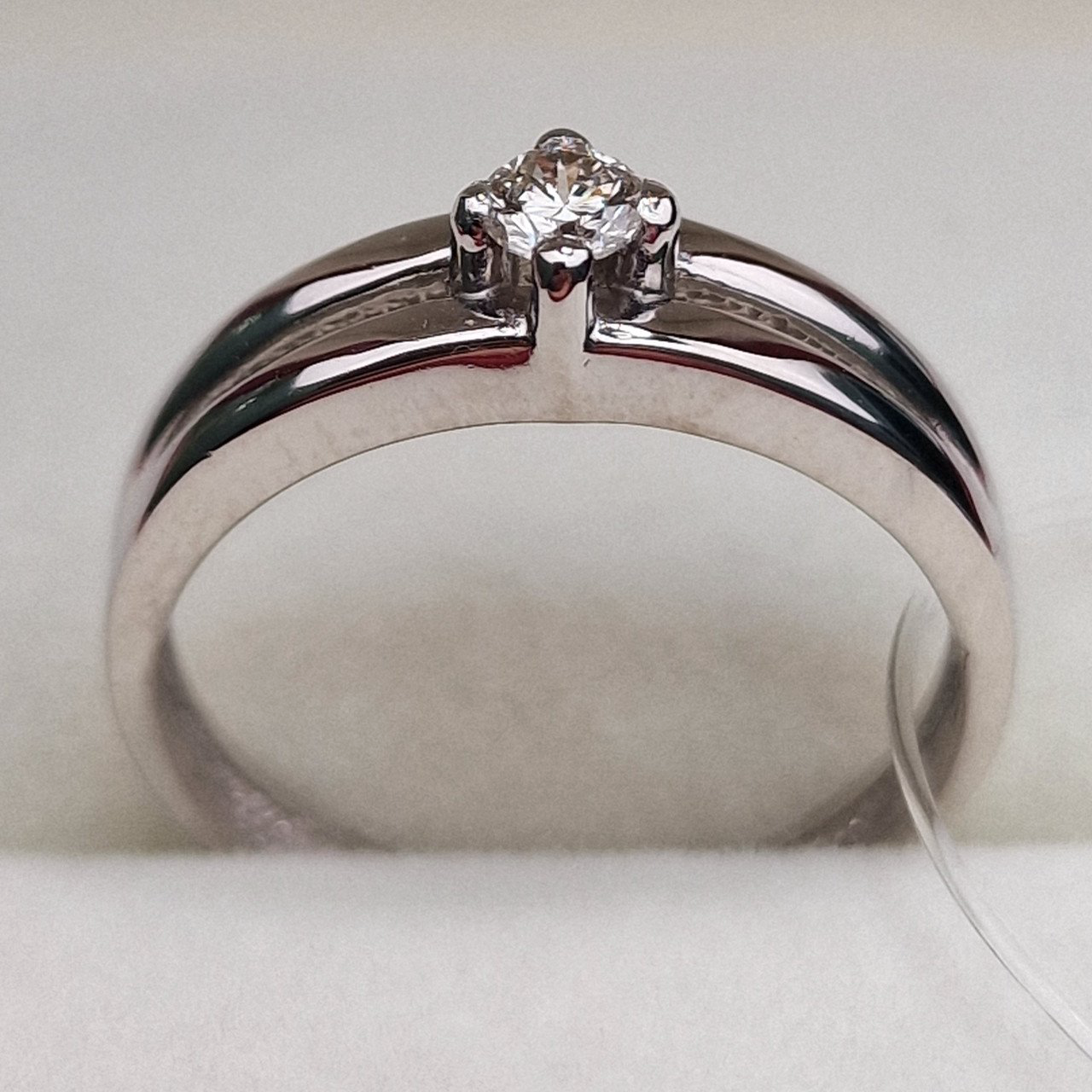Кольцо Deimantas 99905114 16р 2,03гр 0,127ct. купить,NaN