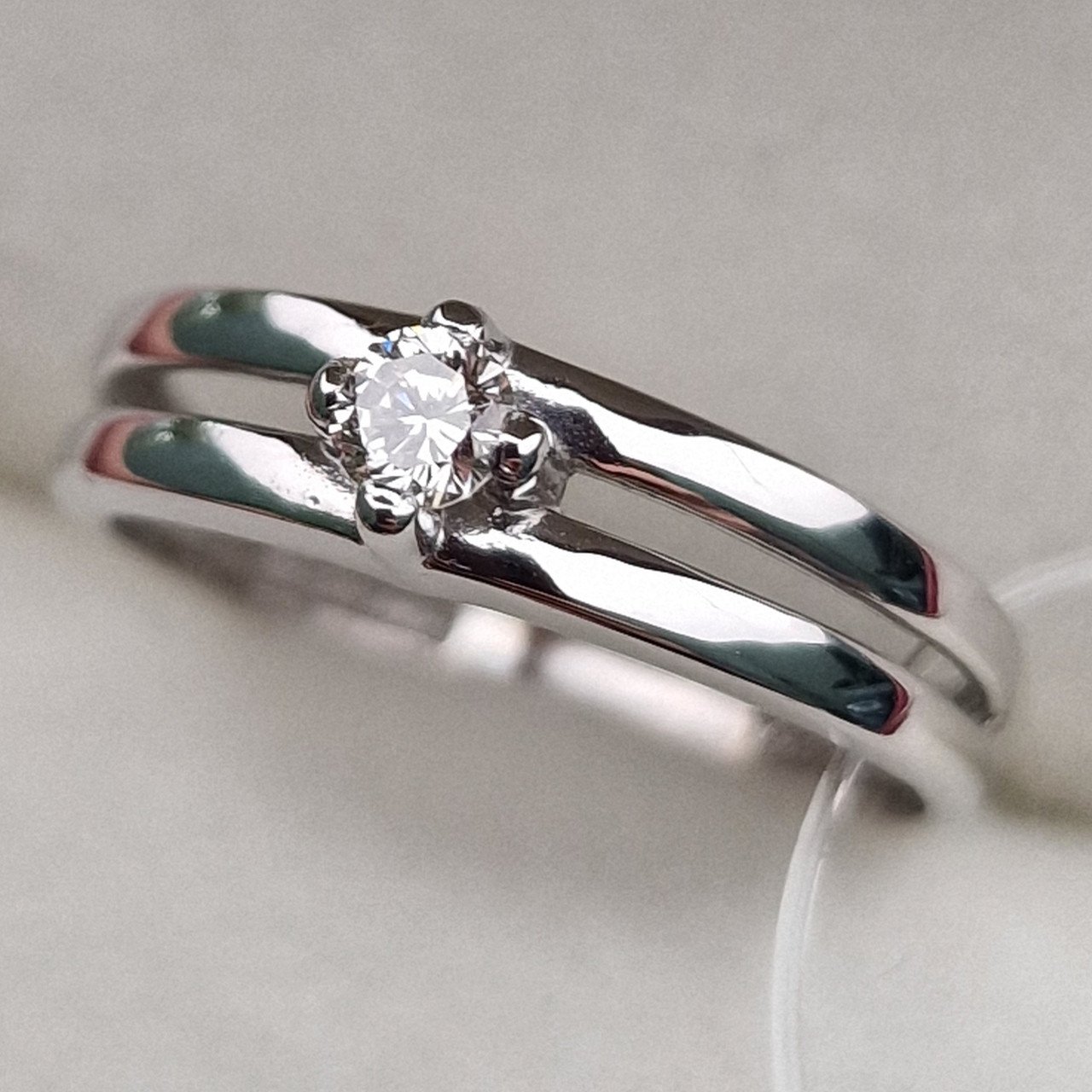 Кольцо Deimantas 99905114 16р 2,03гр 0,127ct. купить,NaN
