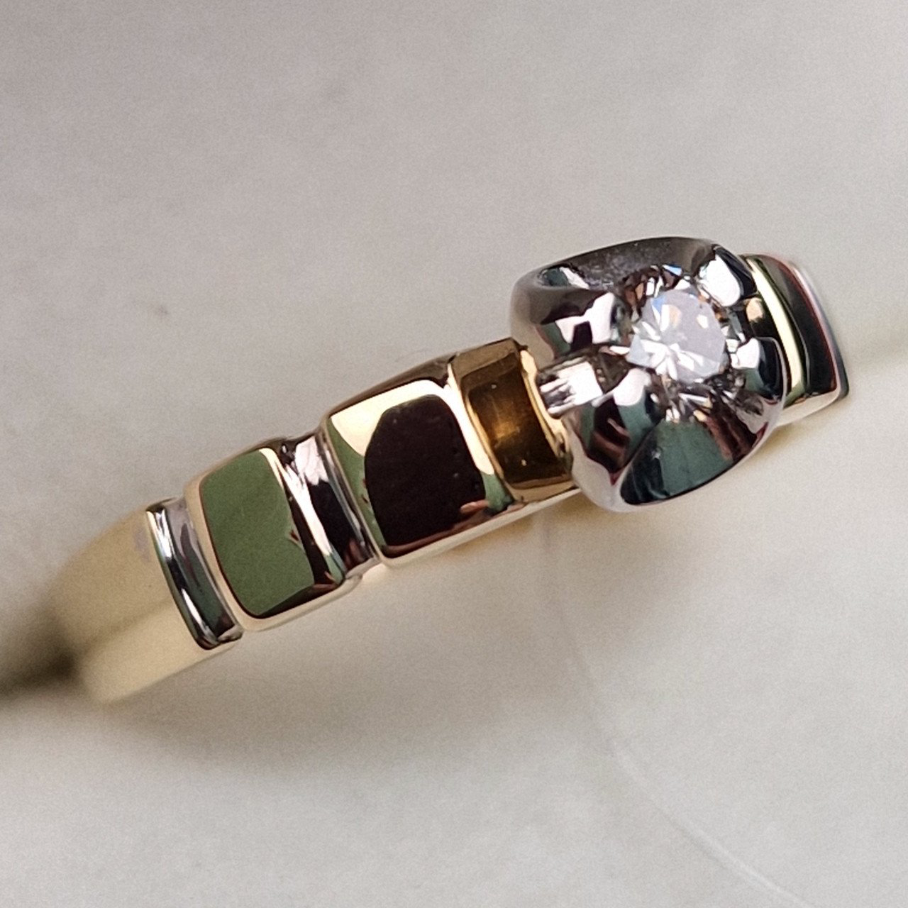 Кольцо Deimantas 99905126 16,5р 2,28гр 0,14ct. купить,NaN