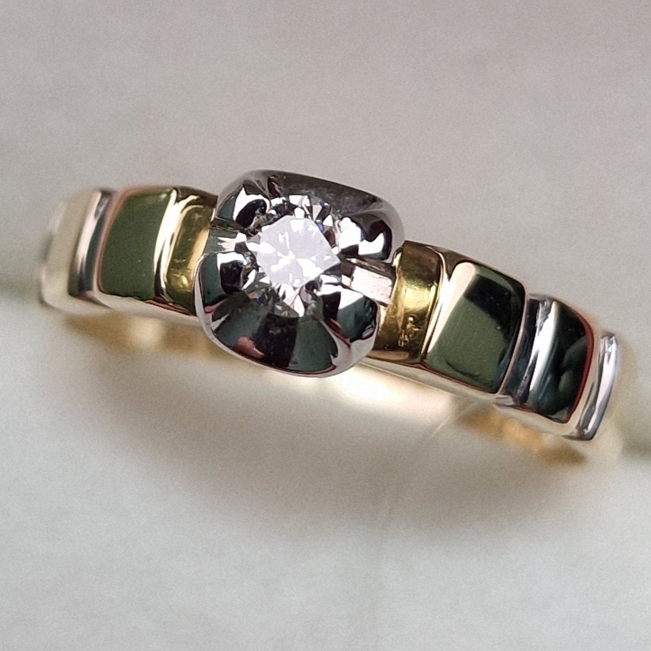 Кольцо Deimantas 99905126 16,5р 2,28гр 0,14ct. купить,NaN