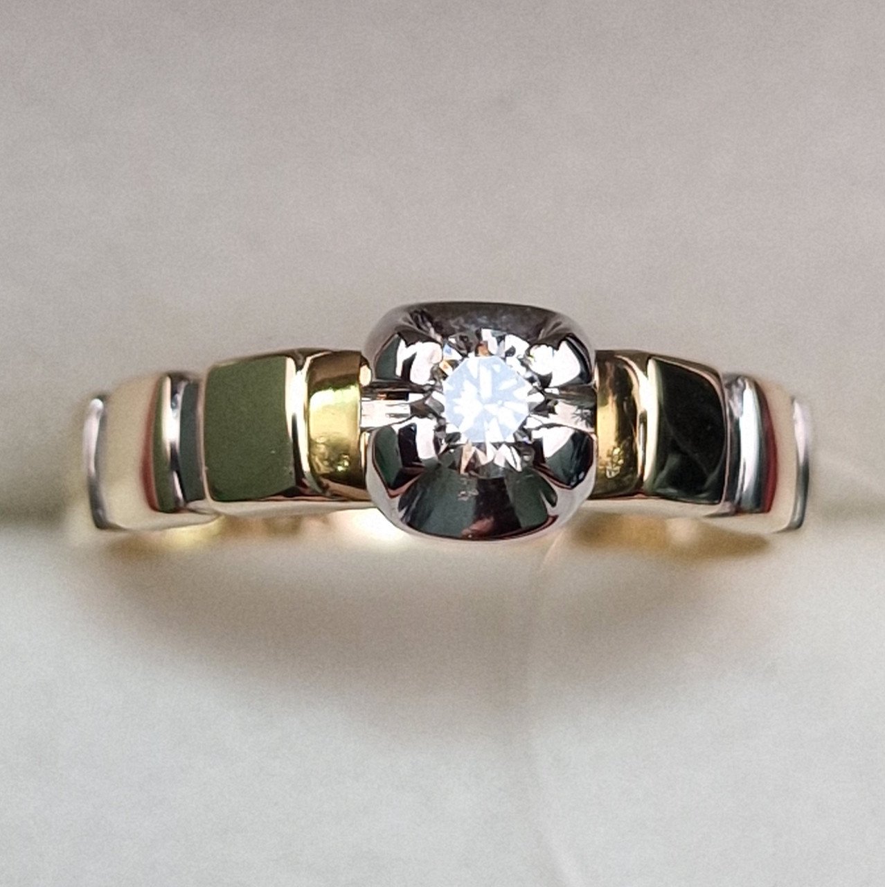 Кольцо Deimantas 99905126 16,5р 2,28гр 0,14ct. купить,NaN