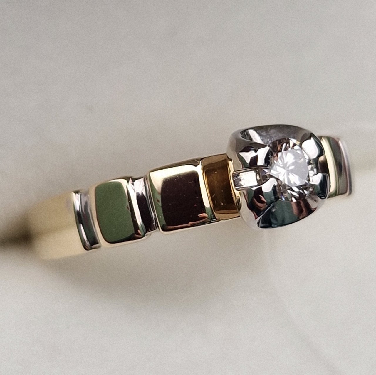 Кольцо Deimantas 99905126 16,5р 2,28гр 0,14ct. купить,NaN