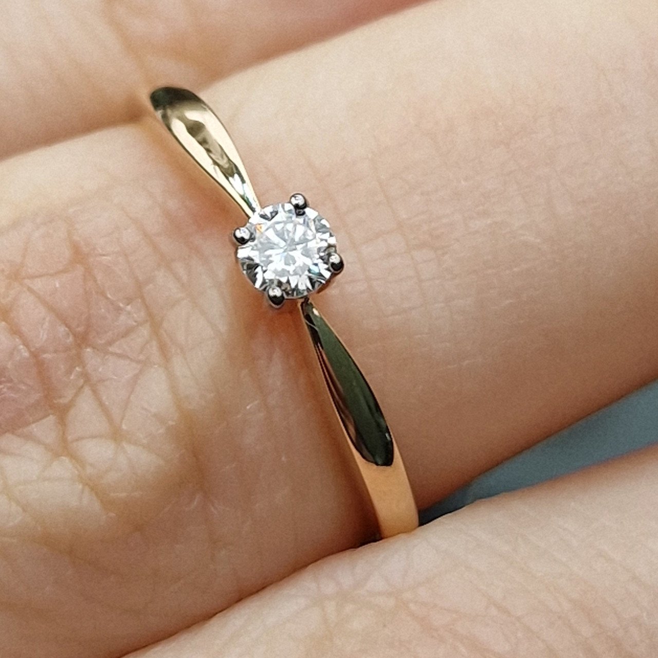 Кольцо Deimantas 99905136 15,5р 1,58гр 0,097ct. купить,NaN