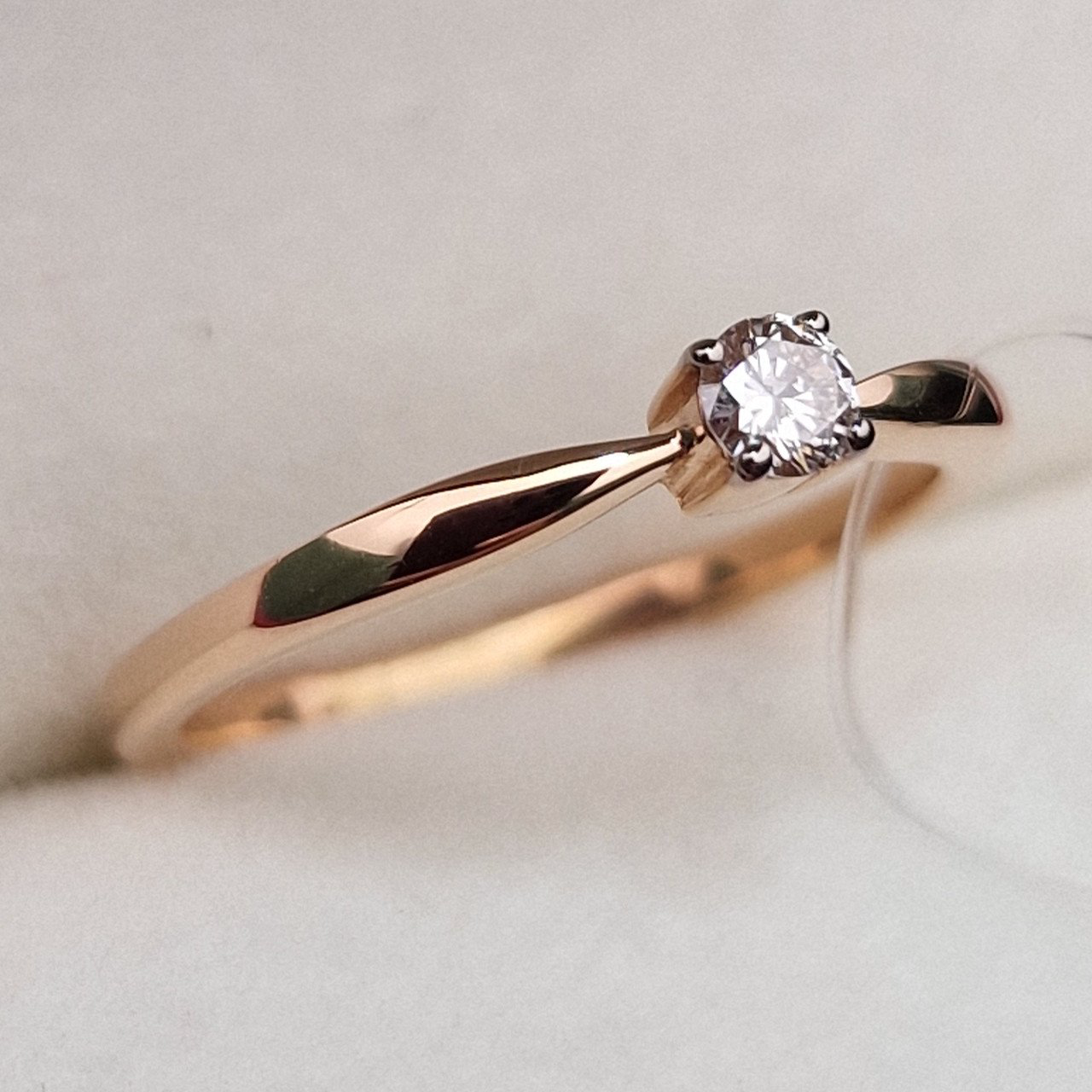 Кольцо Deimantas 99905136 15,5р 1,58гр 0,097ct. купить,NaN