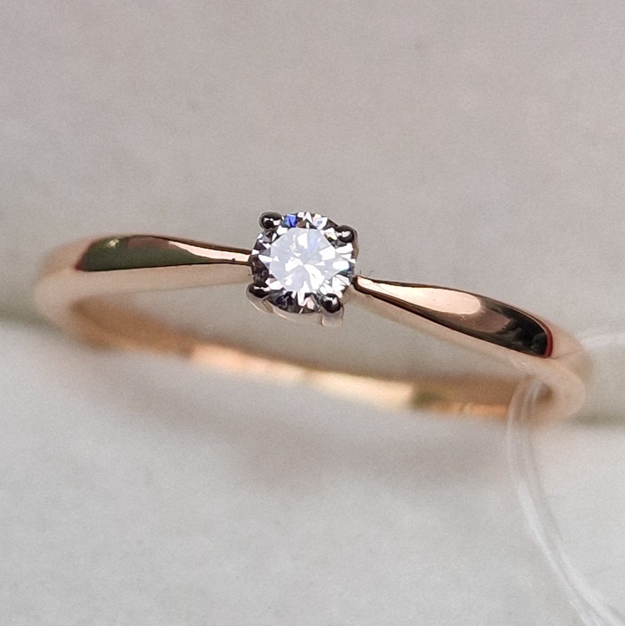 Кольцо Deimantas 99905140 16р 1,75гр 0,101ct. купить,NaN