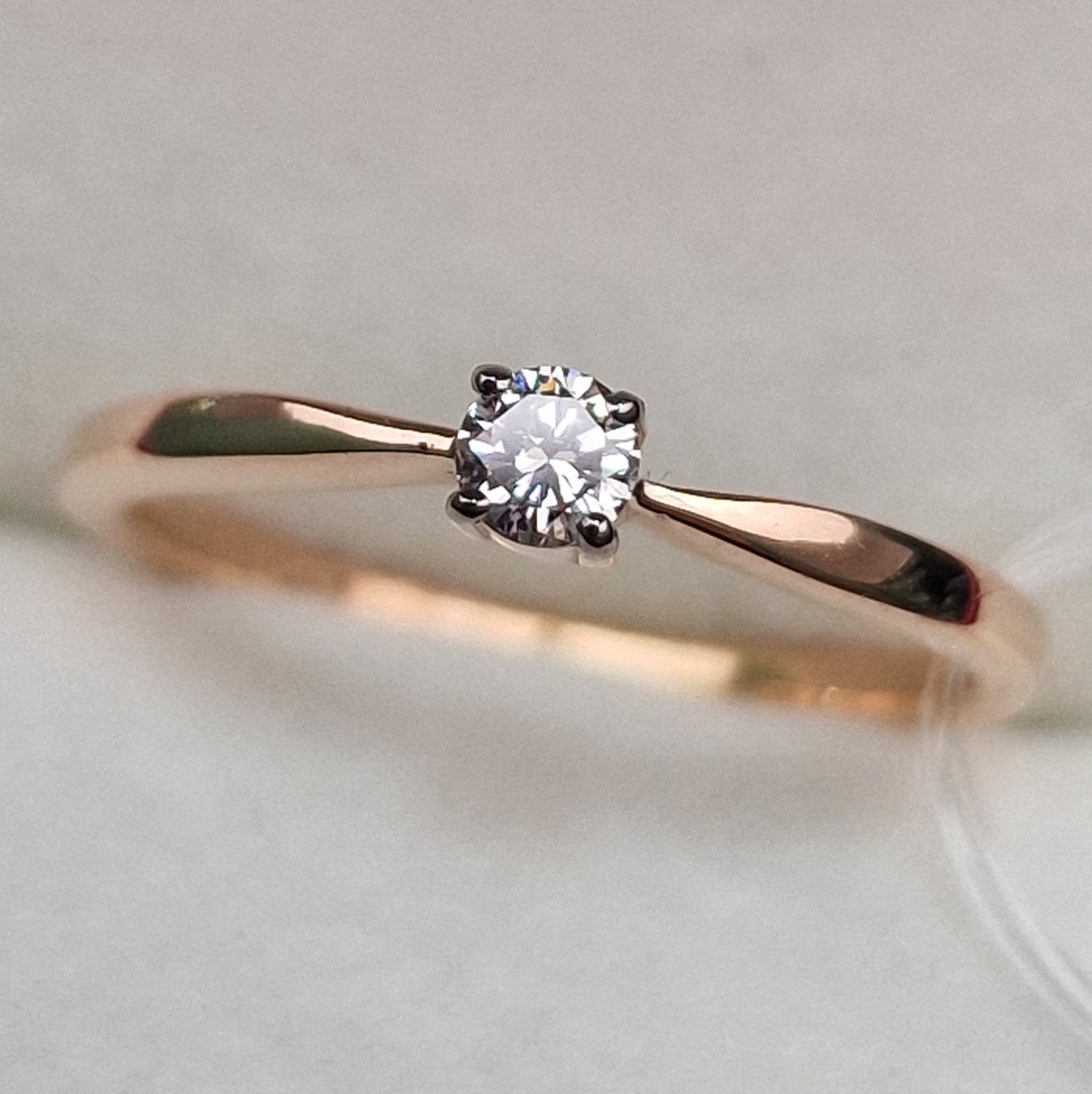 Кольцо Deimantas 99905140 16р 1,75гр 0,101ct. купить,NaN