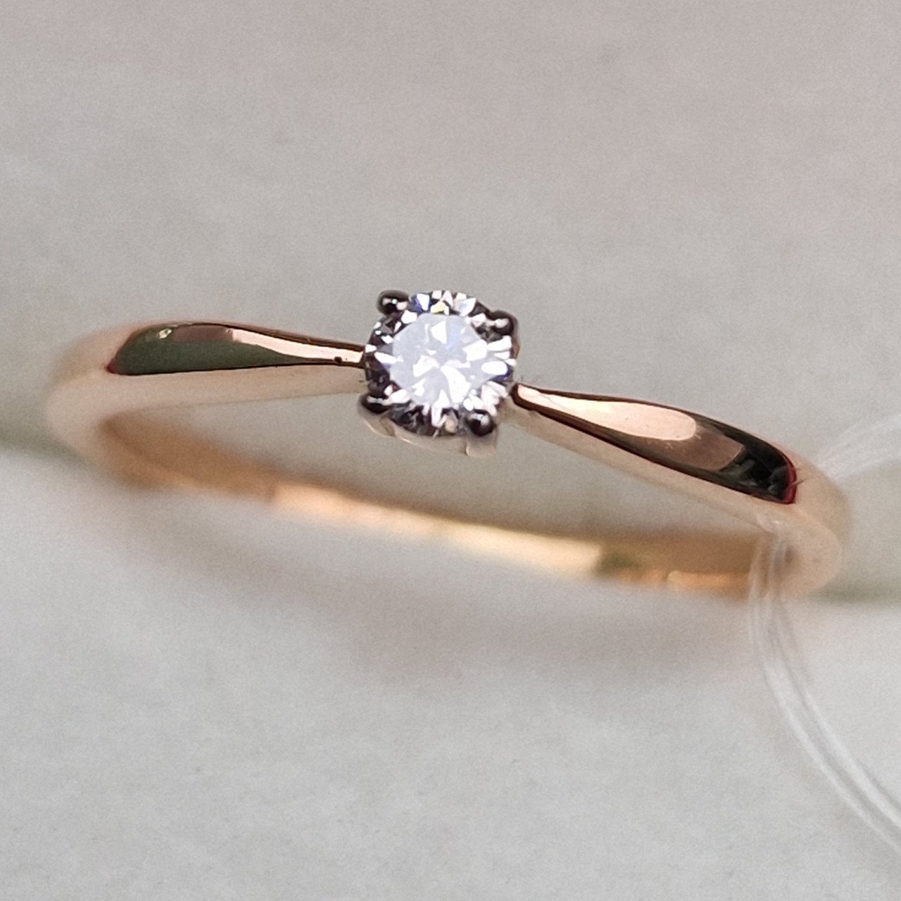 Кольцо Deimantas 99905140 16р 1,75гр 0,101ct. купить,NaN