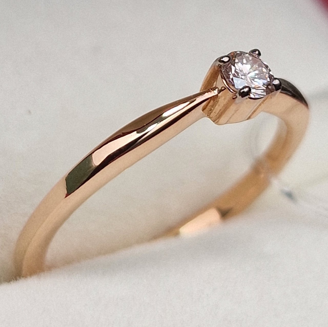 Кольцо Deimantas 99905140 16р 1,75гр 0,101ct. купить,NaN