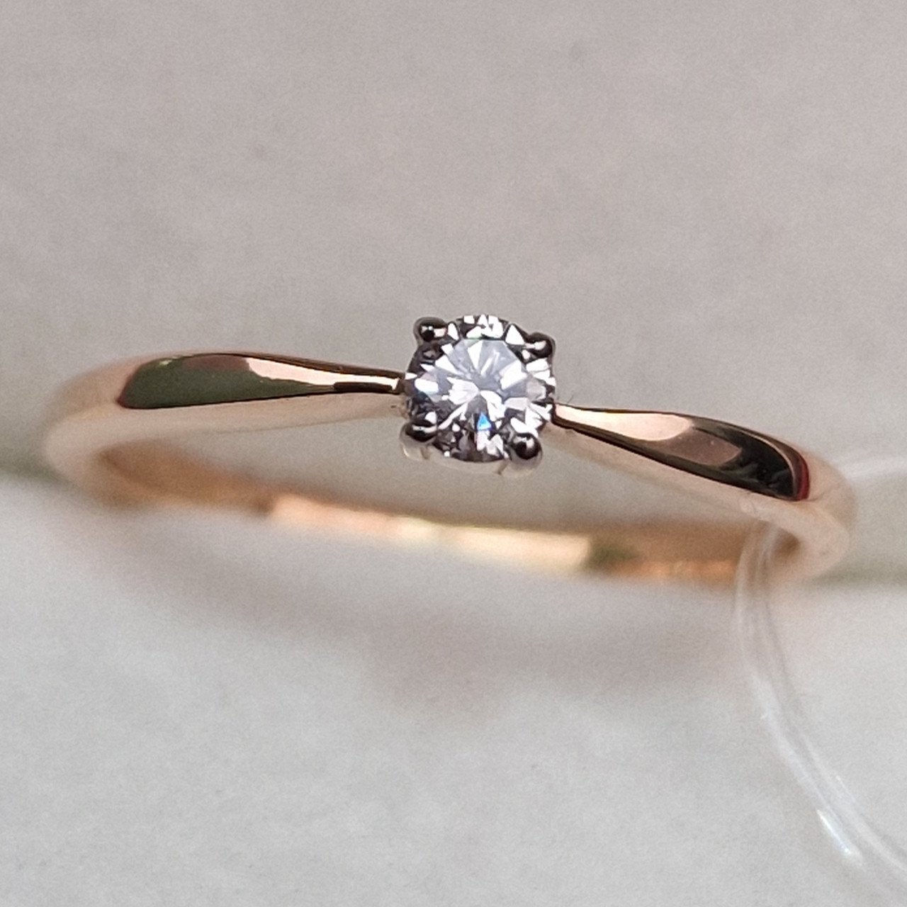Кольцо Deimantas 99905140 16р 1,75гр 0,101ct. купить,NaN