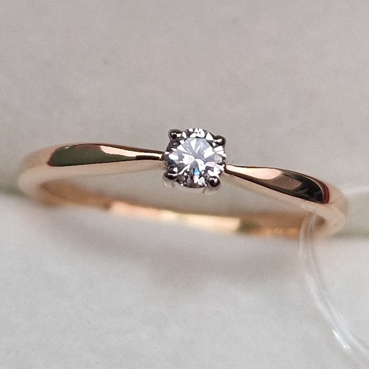 Кольцо Deimantas 99905140 16р 1,75гр 0,101ct. купить,NaN