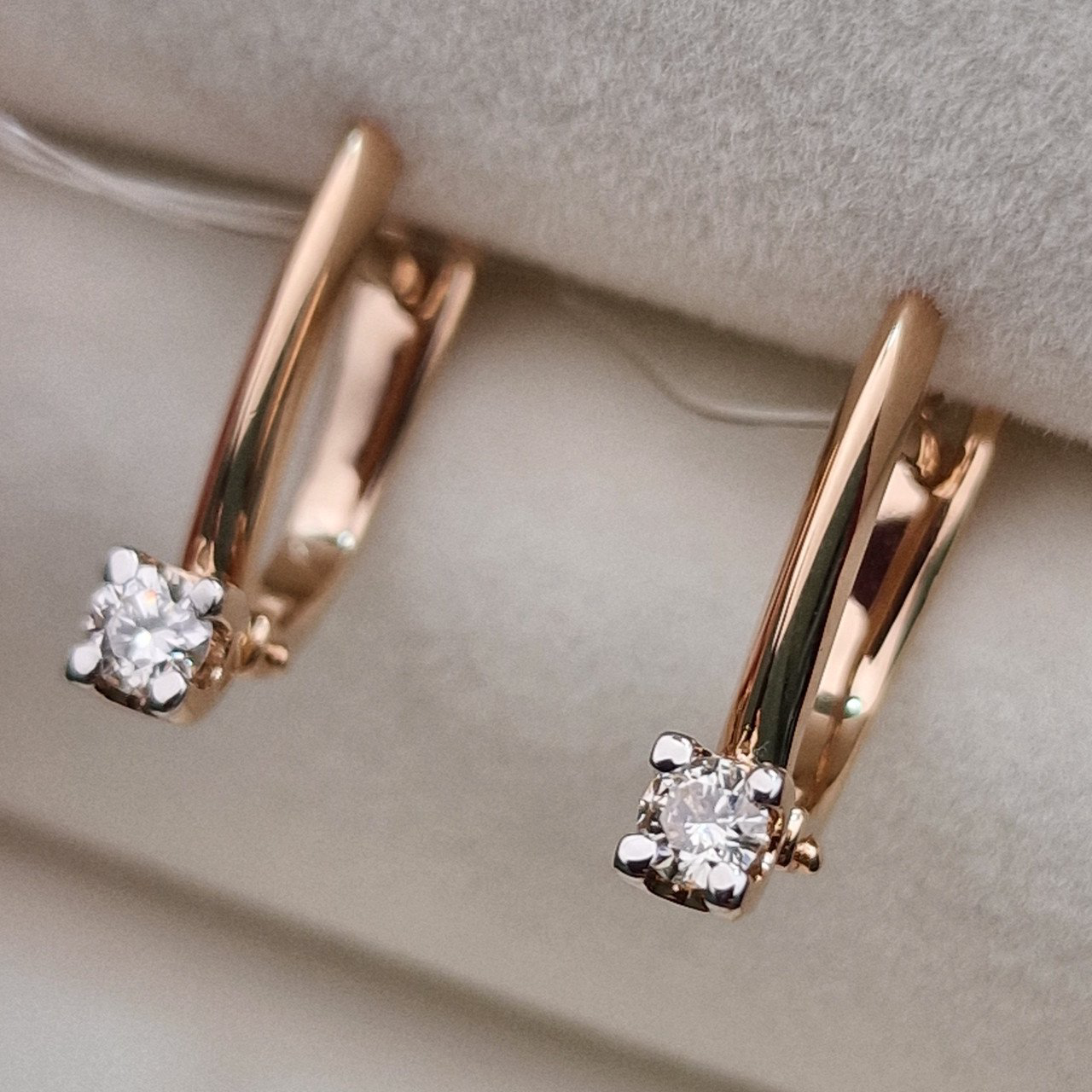 Серьги Deimantas 99905158 2,48гр 0,212ct. купить,NaN