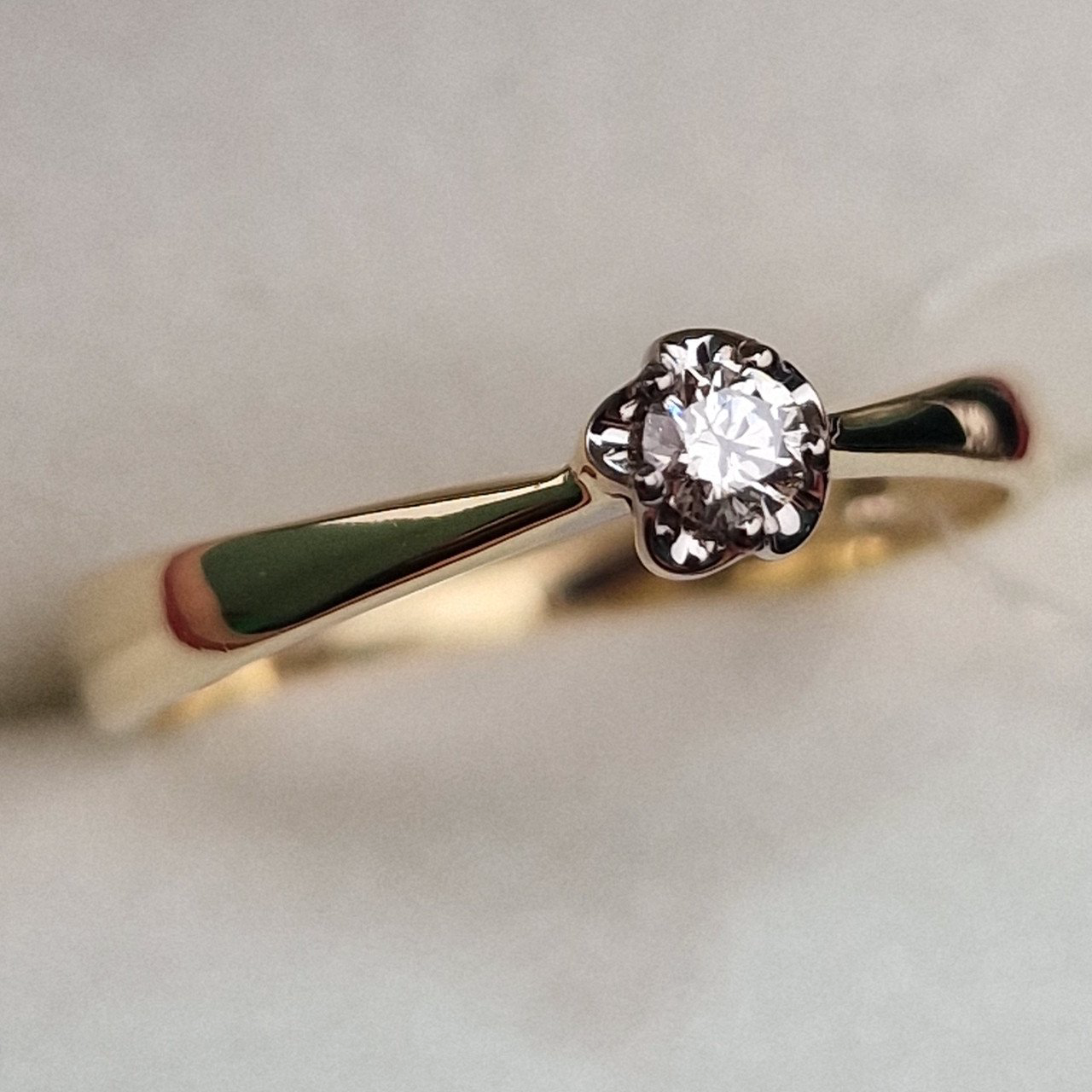 Кольцо Deimantas 99905146 18р 1,85гр 0,104ct. купить,NaN