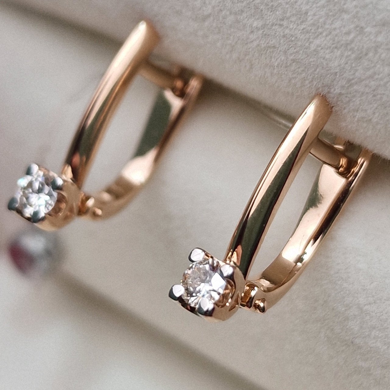 Серьги Deimantas 99905158 2,48гр 0,212ct. купить,NaN