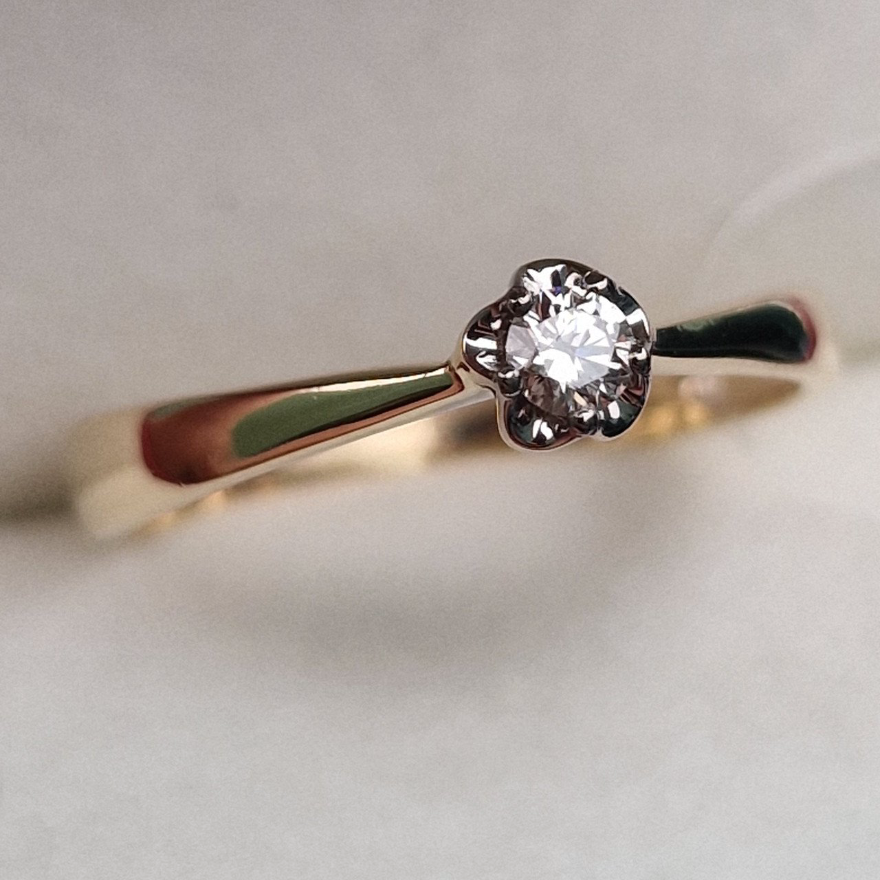 Кольцо Deimantas 99905146 18р 1,85гр 0,104ct. купить,NaN