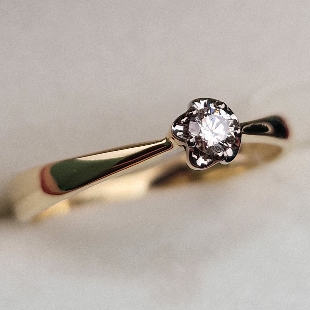 Кольцо Deimantas 99905146 18р 1,85гр 0,104ct. купить,NaN
