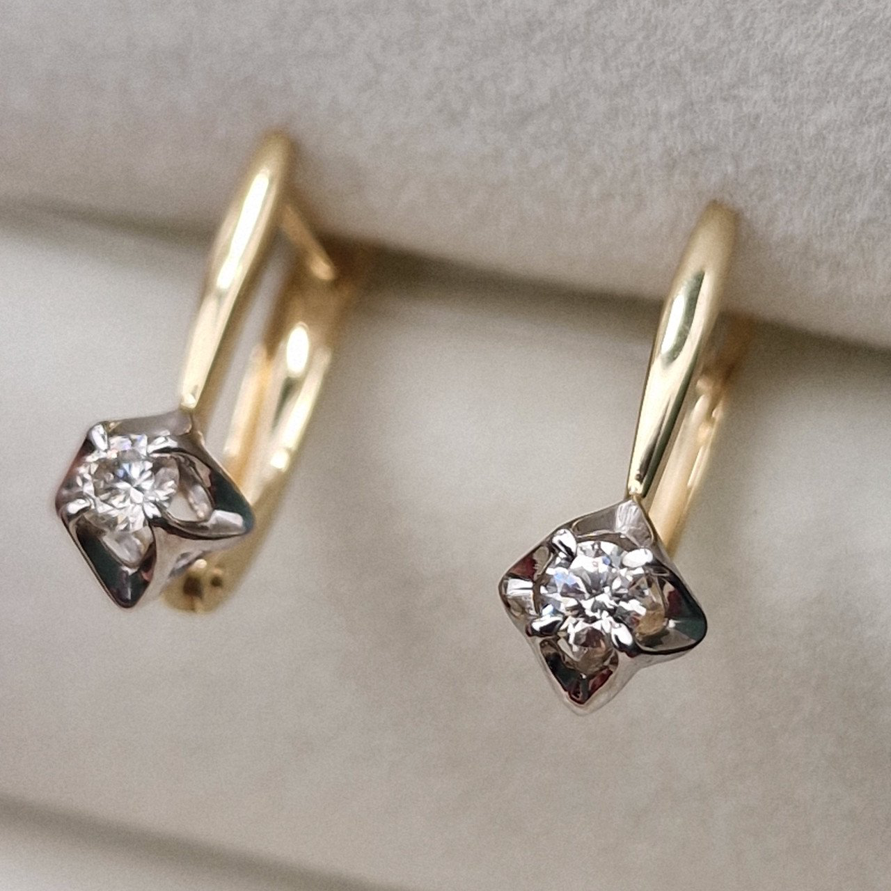 Серьги Deimantas 99905163 1,82гр 0,207ct. купить,NaN