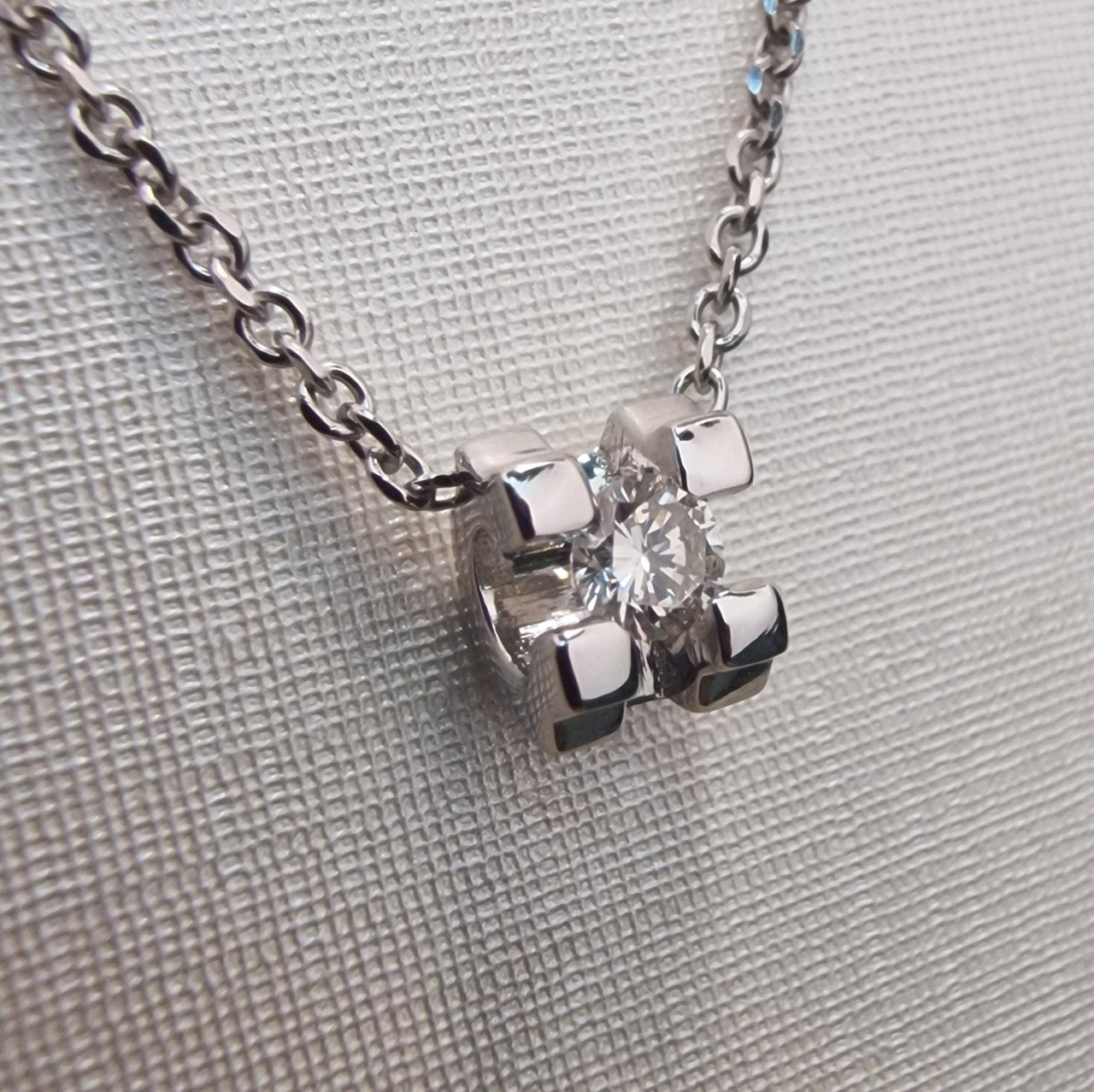 Колье Deimantas 99905205 3,12гр 0,104ct. купить,NaN