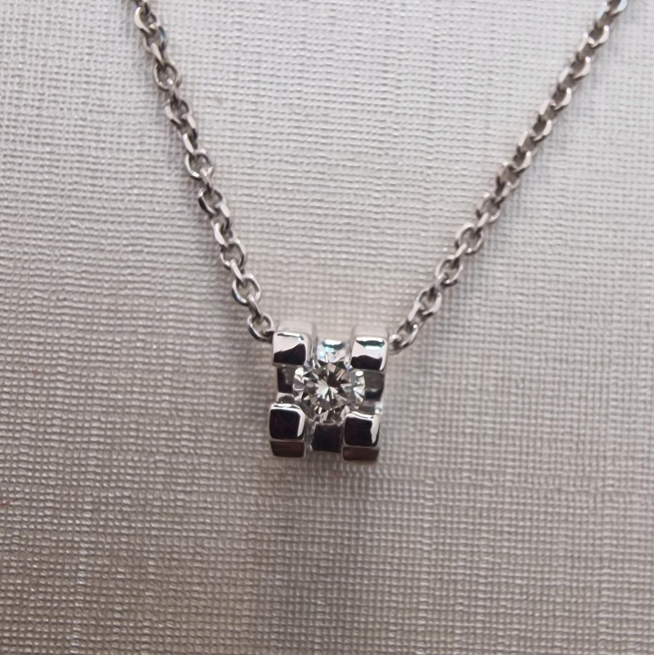 Колье Deimantas 99905205 3,12гр 0,104ct. купить,NaN