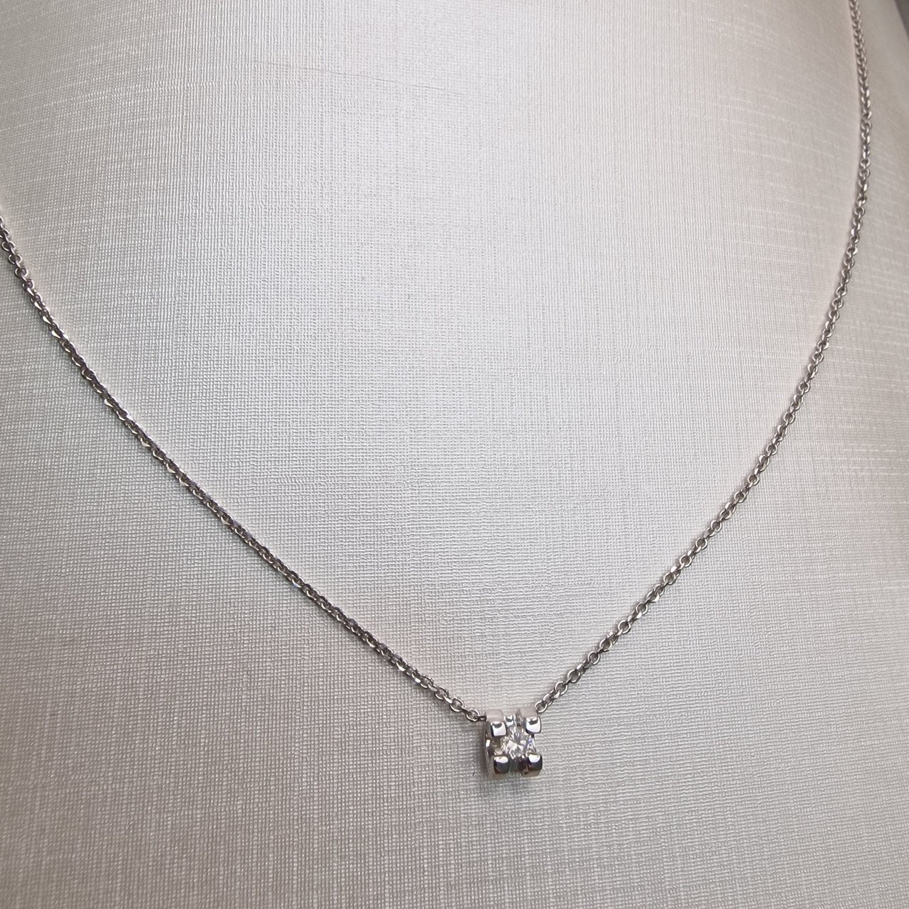 Колье Deimantas 99905205 3,12гр 0,104ct. купить,NaN