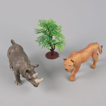 Xing Lian Animal World Носорог и львица