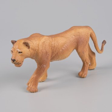 Xing Lian Animal World Носорог и львица