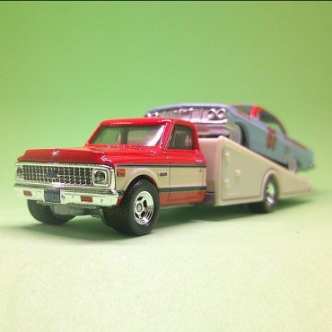Hot Wheels Impala '61/Chevy Ramp Truck '72 FLF56/HKF40, пластик, мультиколор купить,NaN
