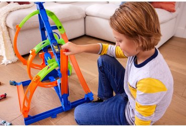 Hot Wheels Кручение в штопоре HMX410, пластик, металл, мультиколор купить,NaN