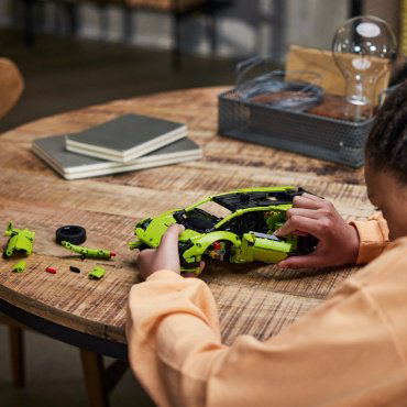 Конструктор LEGO Lamborghini Huracán 42161, деталей 804 шт купить,NaN